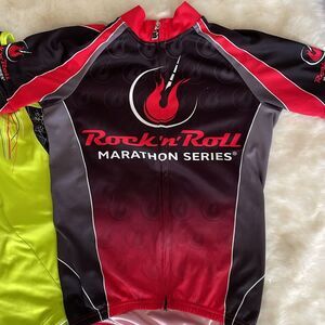 Rock ‘n’ roll marathon shirt top cyclist bike jersey road Size Small S